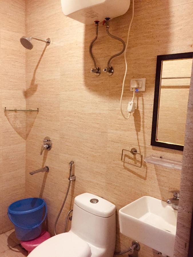 Hotel Golden Bliss At New Delhi Airport Екстер'єр фото