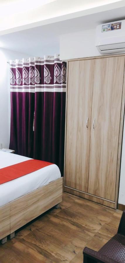 Hotel Golden Bliss At New Delhi Airport Екстер'єр фото